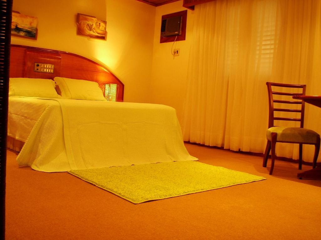Cristal Executive Hotel Francisco Beltrão Habitación foto